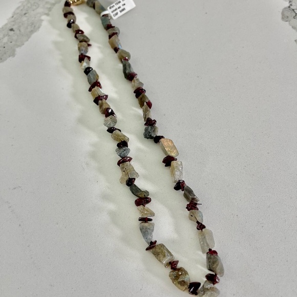 Unisex One of a kind Labradorite and Garnet necklace 23” in length - Picture 7 of 8